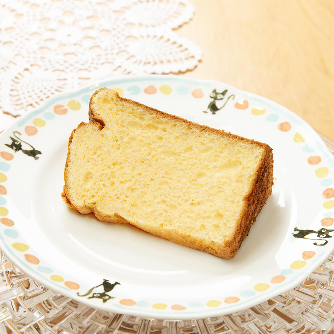 チーズ味のひんやりシフォンケーキ
